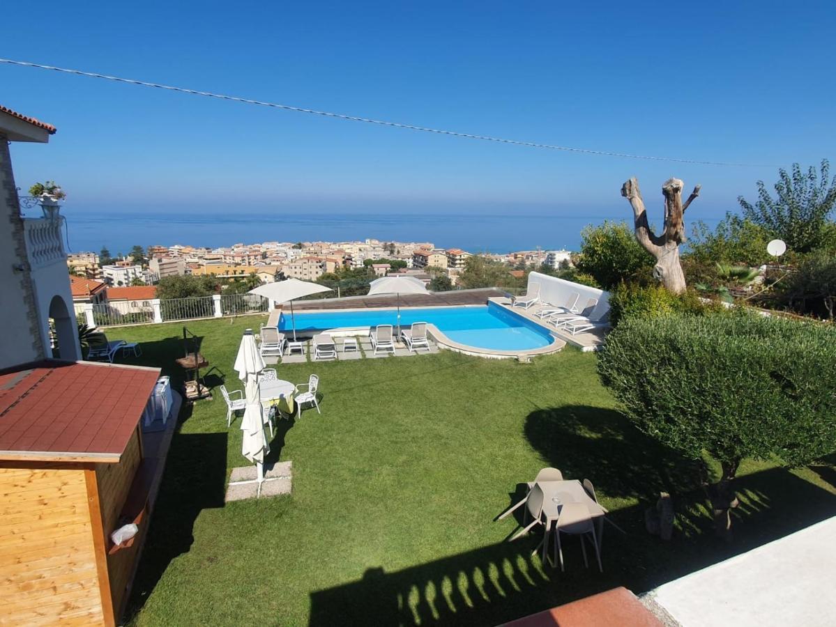 Villa Bella Vista Tropea Exteriör bild