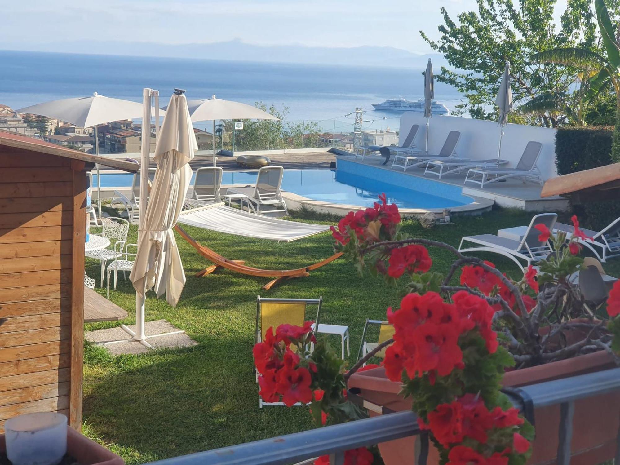 Villa Bella Vista Tropea Exteriör bild