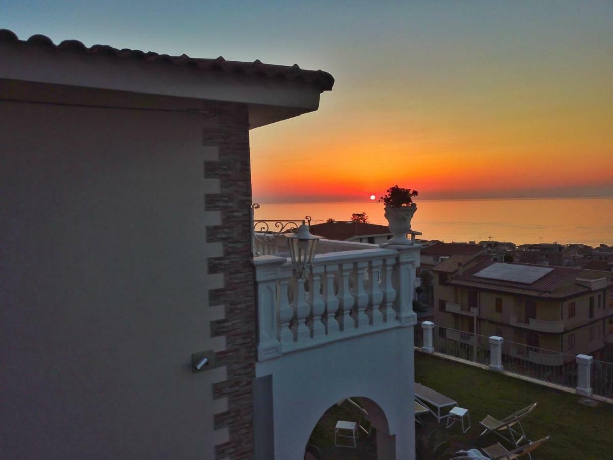 Villa Bella Vista Tropea Exteriör bild